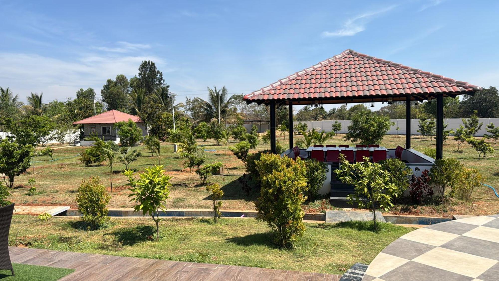 Raj Home Stay Mysore Bagian luar foto